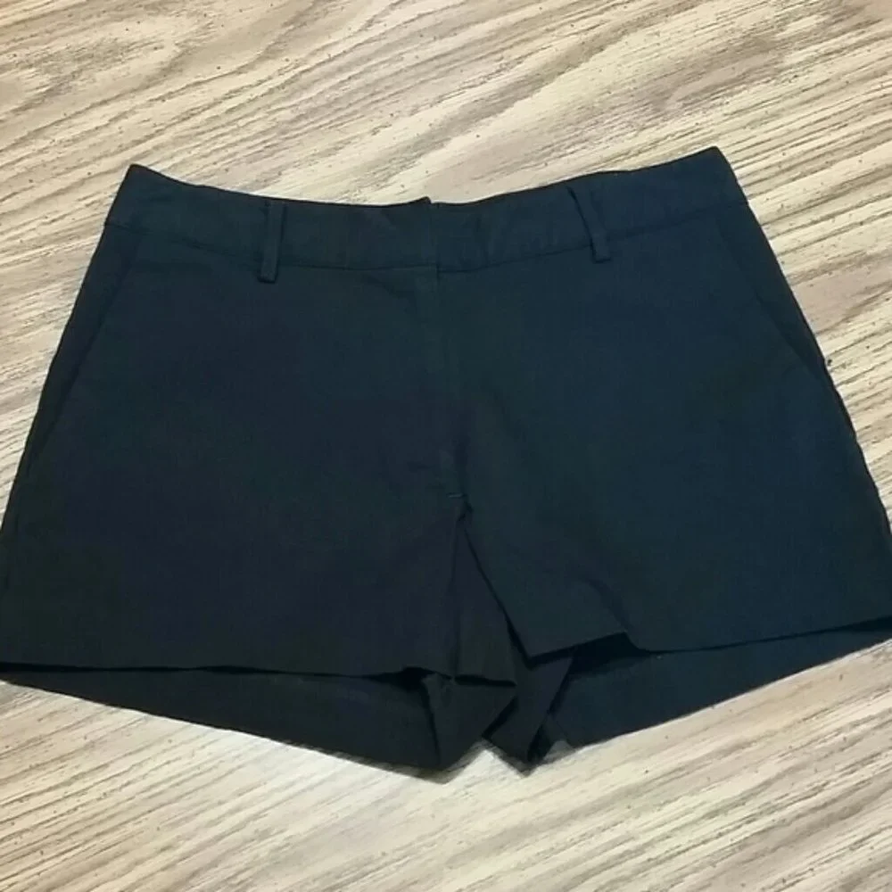 Express Black Mid Rise Shorts NWOT sz 2